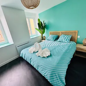 https://chez-romain-massiac.hotels-rhonealpes.com